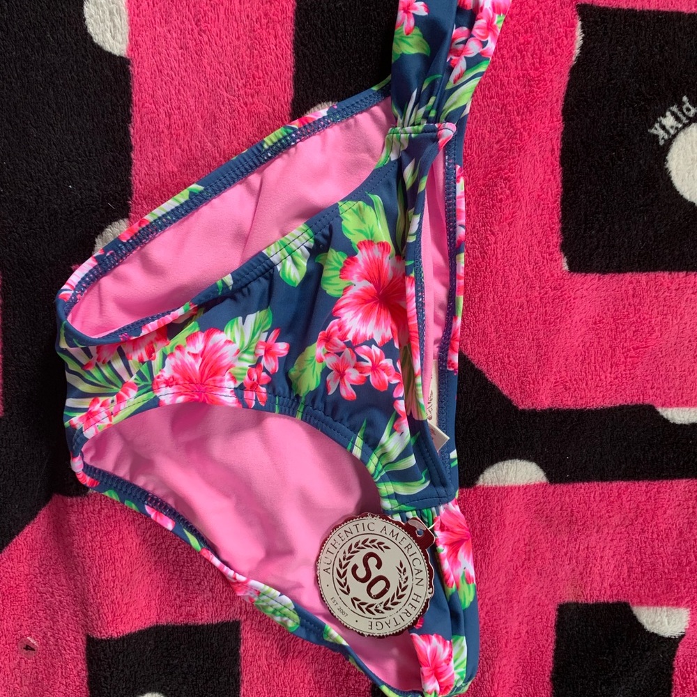 NEW Bikini Set - Picture 3 of 4